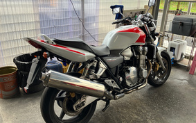 HONDA CB1300SF SUPER FOUR 2003 SC54