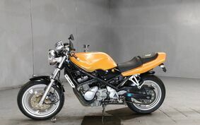 SUZUKI BANDIT 250 GJ74A