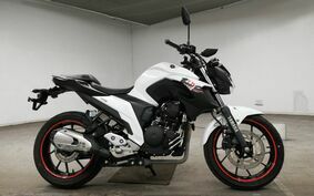 YAMAHA FZ25 RG42