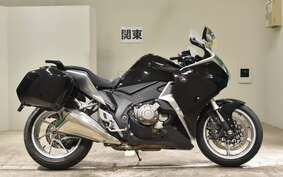 HONDA VFR1200F DCT 2012 SC63