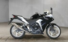 HONDA CBR250R MC41