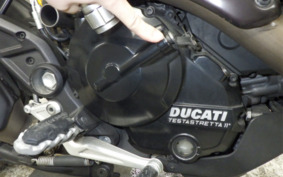 DUCATI HYPERSTRADA 820 2014