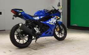 SUZUKI GSX-R125 DL33B