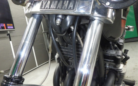 YAMAHA XJ550 2024 4V8