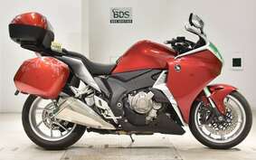 HONDA VFR1200F DCT 2010 SC63