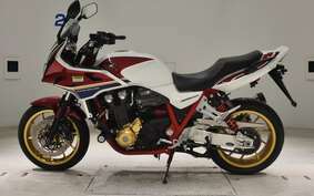 HONDA CB1300SB SUPER BOLDOR 2021 SC54