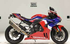 HONDA CBR1000RR R 2020 SC82