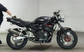 SUZUKI BANDIT 400 V GK7AA