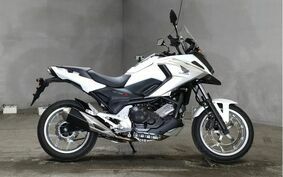 HONDA NC750X 2018 RC90