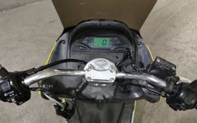 YAMAHA MAJESTY 125 SE22