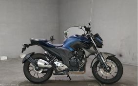 YAMAHA FZ25 RG42