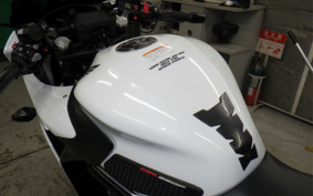 HONDA CBR650F 2015 RC83