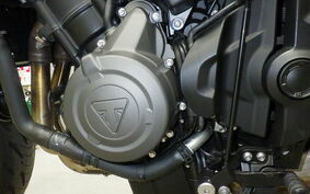 TRIUMPH TRIDENT 660 2022