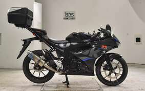 SUZUKI GSX-R125 DL33B