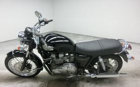 TRIUMPH BONNEVILLE 2005 J910TM