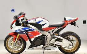 HONDA CBR1000RR SPECIAL EDITION 2014 SC59