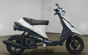 SUZUKI ADDRESS V100 CE13A