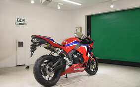 HONDA CBR600RR GEN 3 2021 PC40