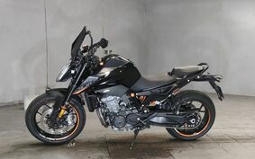 KTM 890 DUKE 2022 TU9