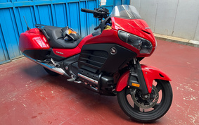 HONDA GL 1800 GOLD WING F6B 2013 SC68