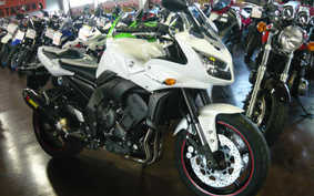 YAMAHA FZ FAZER FEATHER 2010 RN21J