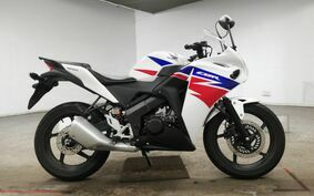 HONDA CBR125R JC50