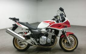 HONDA CB1300SB SUPER BOLDOR 2005 SC54