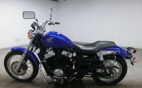 HONDA VT750S 2012 RC58