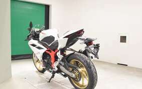 HONDA CBR250RR A MC51