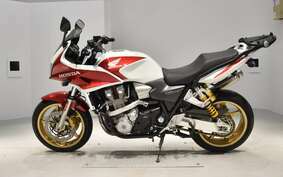 HONDA CB1300SB SUPER BOLDOR A 2006 SC54