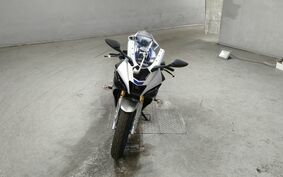 YAMAHA YZF-R15M 不明