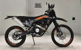 SCORPA 125SE-RS