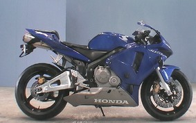 HONDA CBR600RR 2004 PC37