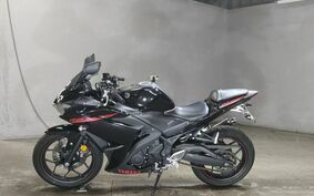 YAMAHA YZF-R25 RG10J