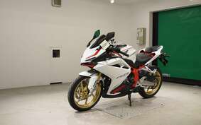 HONDA CBR250RR A MC51