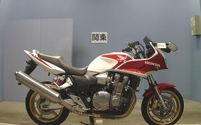 HONDA CB1300SB SUPER BOLDOR A 2006 SC54