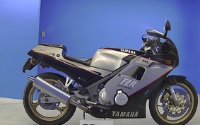 YAMAHA FZR250 1988 2KR