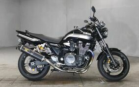 YAMAHA XJR1300 2017 RP17J