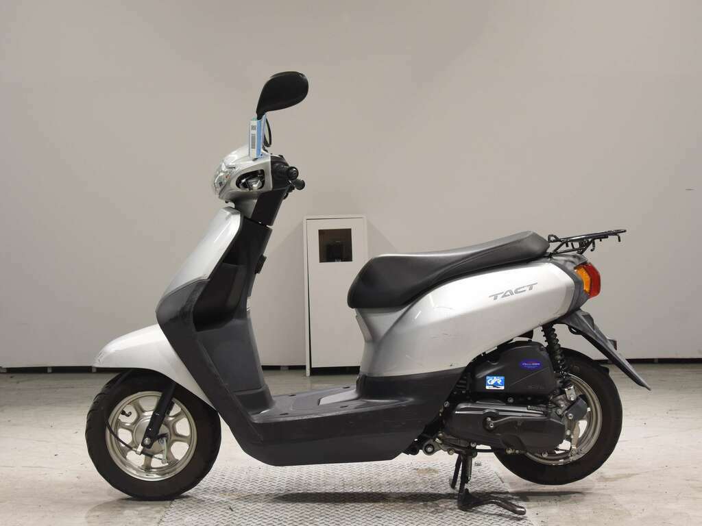 Honda tact 21