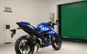 SUZUKI GIXXER 250