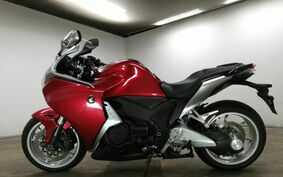 HONDA VFR1200F 2011 SC63