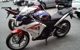 HONDA CBR250R MC41