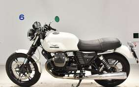 MOTO GUZZI V7 STONE 2014 LWJB