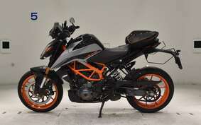 KTM 390 DUKE 2022