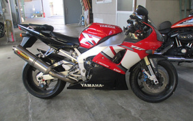 YAMAHA YZF-R1 2001 RN04