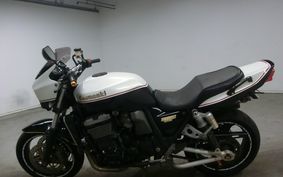 KAWASAKI ZRX1100 1999 ZRT10C