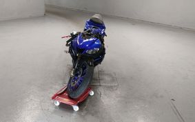 YAMAHA YZF-R25 RG10