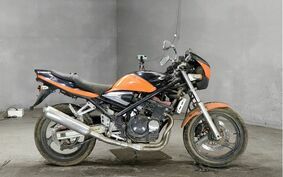 SUZUKI BANDIT 250 VZ GJ77A