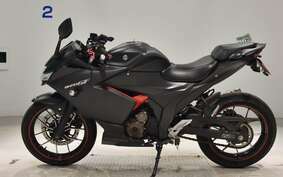 SUZUKI GIXXER 250 SF ED22J