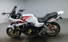 HONDA CB1300SB SUPER BOLDOR Fi 2013 SC54